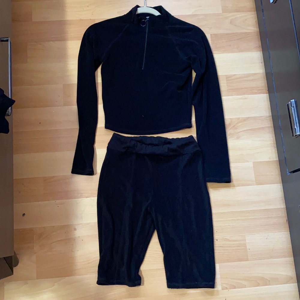 Sweater and biker set